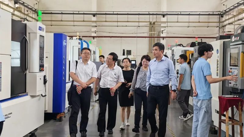 深圳精密CNC加工定制：揭秘其核心工艺与优势